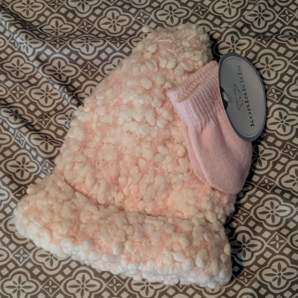 Baby Winter Hat with Pink Gloves Set. 6-12mos